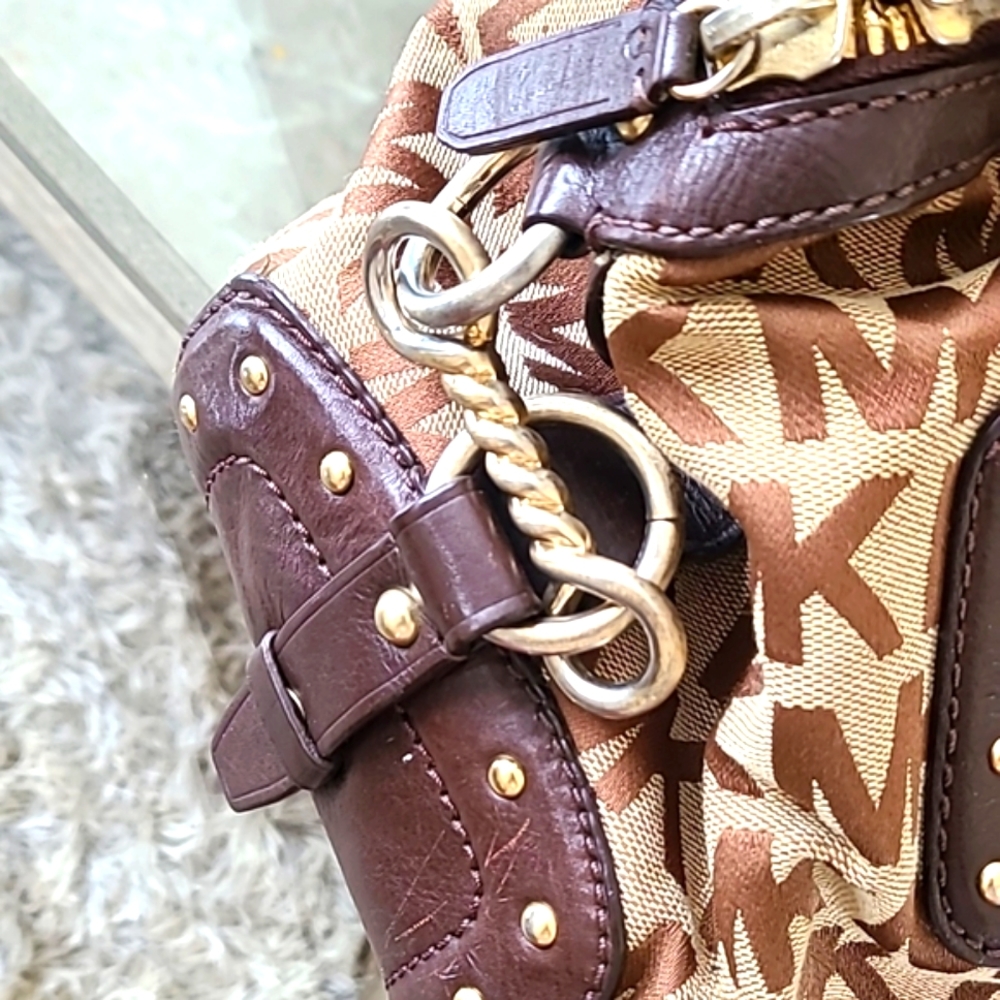 Michael Kors Monogram Bag - Picture 6 of 16